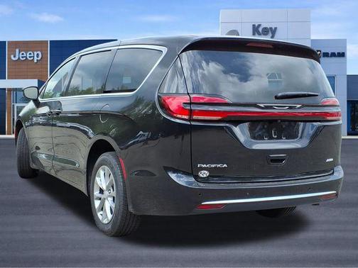 Pxj 2027 Chrysler Pacifica L