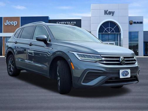 Gray 2022 Volkswagen Tiguan 2.0T SE 4MOTION