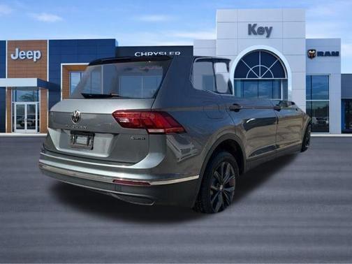 Gray 2022 Volkswagen Tiguan 2.0T SE 4MOTION