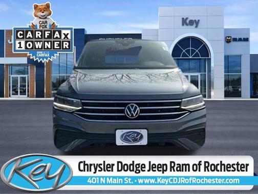 Gray 2022 Volkswagen Tiguan 2.0T SE 4MOTION