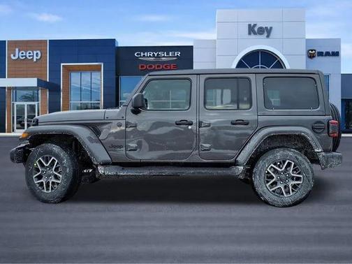 2026 Jeep Wrangler 4-Door Sahara 4x4