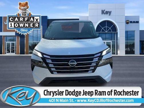 Everest White Pearl 2024 Nissan Rogue SV