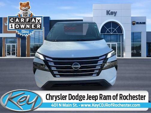 Everest White Pearl 2024 Nissan Rogue SV