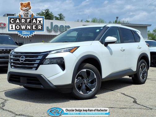 Everest White Pearl 2024 Nissan Rogue SV