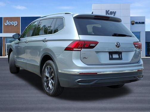 White 2024 Volkswagen Tiguan 2.0T SE 4MOTION