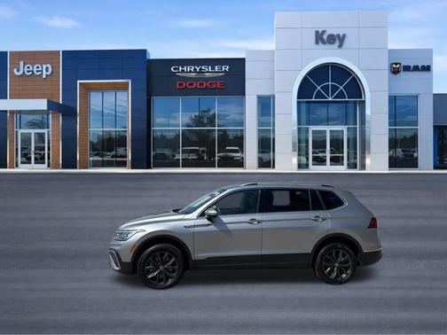 White 2024 Volkswagen Tiguan 2.0T SE 4MOTION