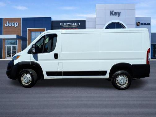 Bright White Clearcoat 2025 RAM ProMaster 2500 Tradesman