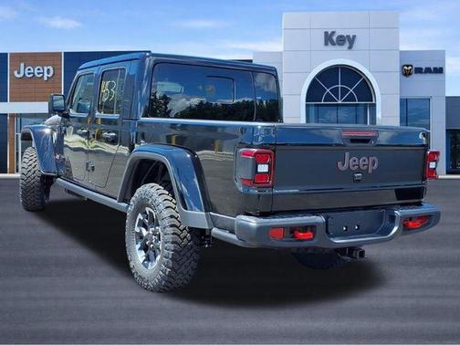 Black Clearcoat 2026 Jeep Gladiator Shadow Ops 4x4