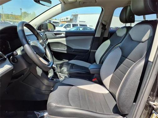 2022 Volkswagen Taos 1.5T SEL