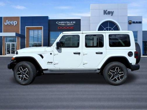 Bright White Clearcoat 2027 Jeep Wrangler Sahara