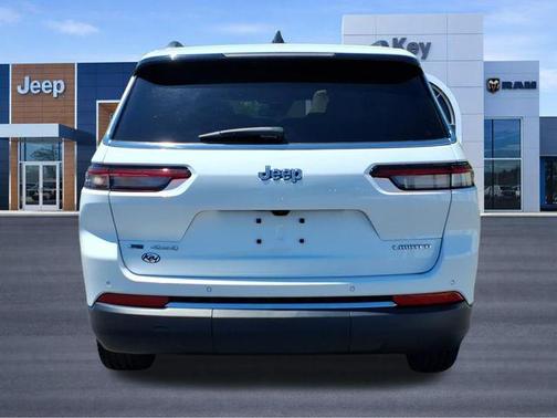 Bright White Clearcoat 2023 Jeep Grand Cherokee L Limited