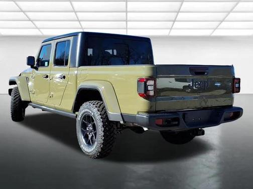 2026 Jeep Gladiator Willys 4x4