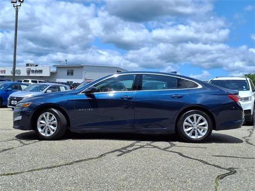 2022 Chevrolet Malibu FWD LT