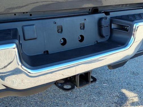 2022 RAM 2500 Tradesman Crew Cab 4x4 6'4' Box