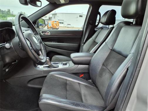 2022 Jeep Grand Cherokee Laredo