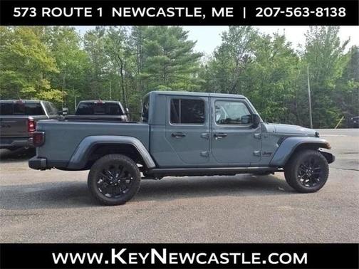 2025 Jeep Gladiator Nighthawk