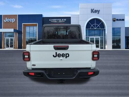 2021 Jeep Gladiator Willys 4x4
