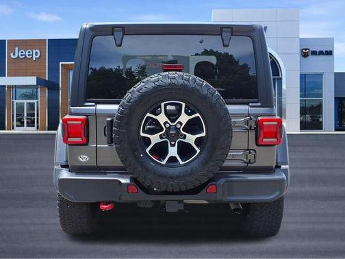 Granite Crystal Metallic Clearcoat 2021 Jeep Wrangler Unlimited Rubicon