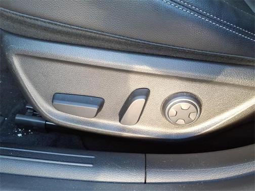 2025 Genesis G70 2.5T AWD