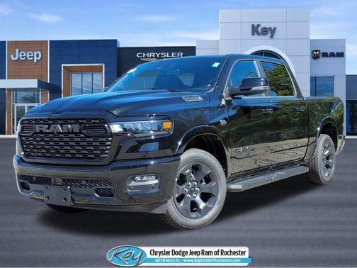 Diamond Black Crystal Pearlcoat 2027 RAM 1500 Big Horn/Lone Star
