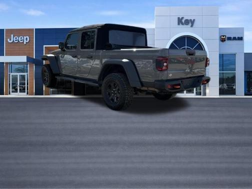 Sting-Gray Clearcoat 2023 Jeep Gladiator Mojave 4x4