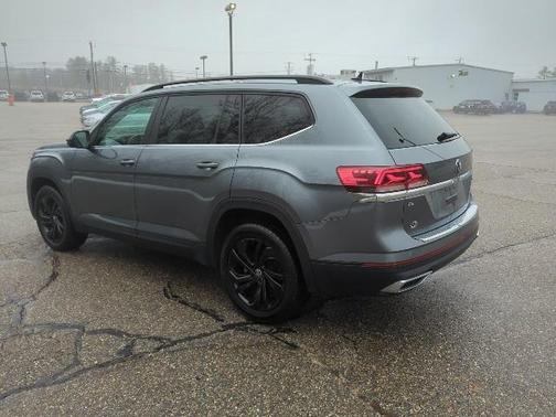 2022 Volkswagen Atlas 2.0T SE w/Technology 4MOTION