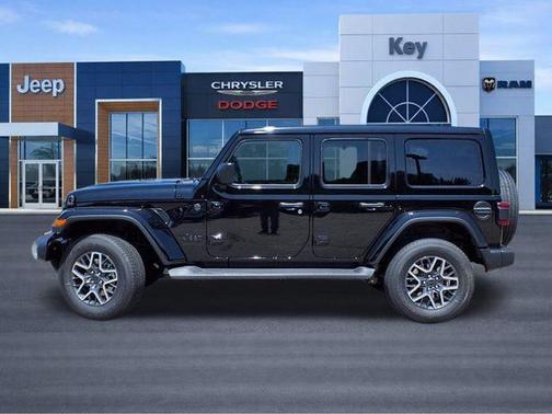 Black Clearcoat 2025 Jeep Wrangler 4-Door Sahara 4x4