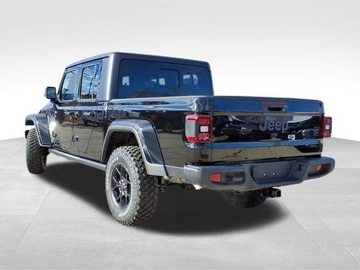 Black Clearcoat 2026 Jeep Gladiator Willys 4x4