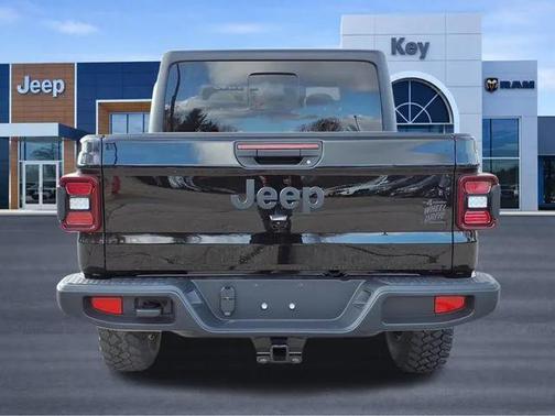 2026 Jeep Gladiator Willys 4x4