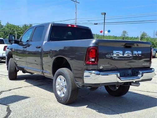 2025 RAM 2500 Big Horn Crew Cab 4x4 6'4' Box