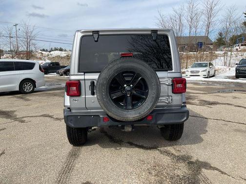 2020 Jeep Wrangler Unlimited Sahara