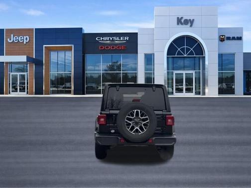 Black Clearcoat 2025 Jeep Wrangler 4-Door Sahara 4x4