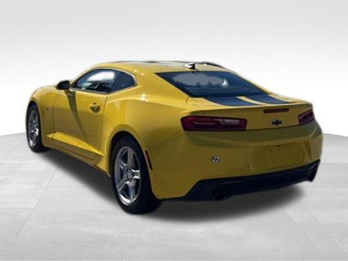 Bright Yellow 2018 Chevrolet Camaro 1LS