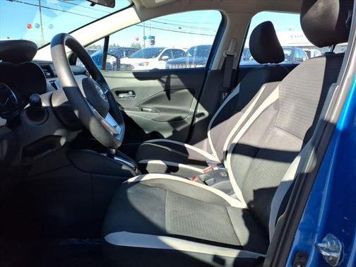 2021 Nissan Versa 1.6 SV