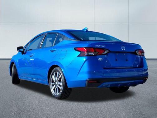2021 Nissan Versa 1.6 SV