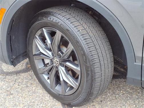 2022 Volkswagen Tiguan 2.0T SE 4MOTION
