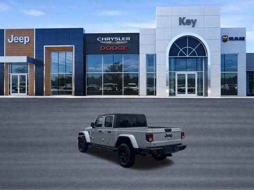 Silver Zynith Clearcoat 2023 Jeep Gladiator Sport S