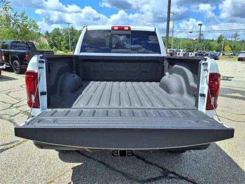 2025 RAM 2500 Tradesman Crew Cab 4x4 6'4' Box