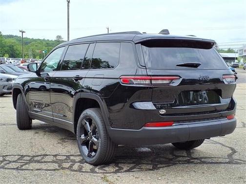 2025 Jeep Grand Cherokee L Altitude
