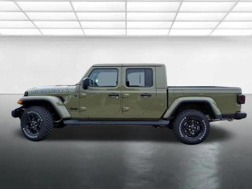 2025 Jeep Gladiator High Tide