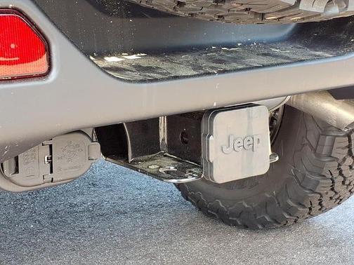 Black Clearcoat 2026 Jeep Wrangler Rubicon
