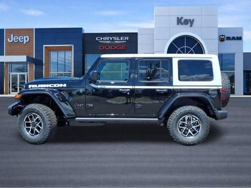 Black Clearcoat 2026 Jeep Wrangler Rubicon