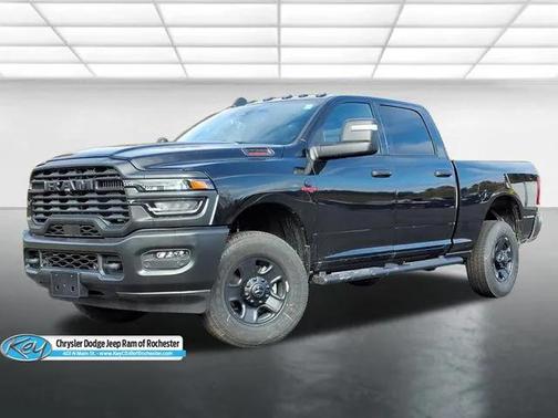 2025 RAM 2500 Tradesman Crew Cab 4x4 6'4' Box
