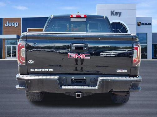 Onyx Black 2017 GMC Sierra 1500 SLT