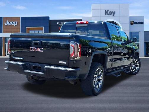 Onyx Black 2017 GMC Sierra 1500 SLT