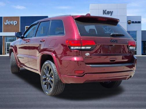 Velvet Red Pearlcoat 2018 Jeep Grand Cherokee Altitude