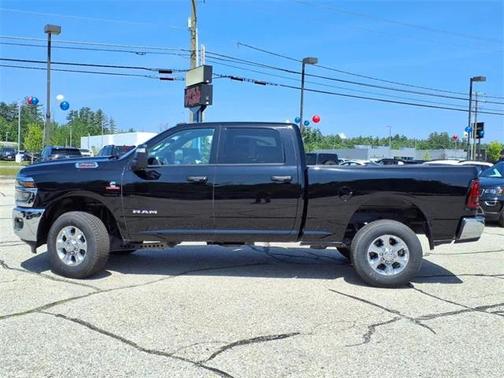 2025 RAM 2500 Big Horn Crew Cab 4x4 6'4' Box