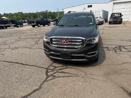 2018 GMC Acadia SLE-2