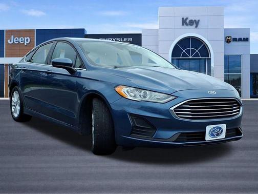 Blue Metallic 2019 Ford Fusion SE