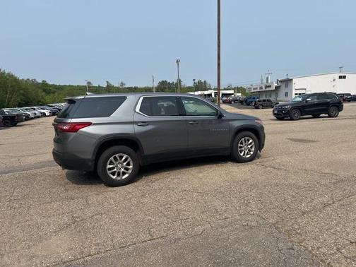 2021 Chevrolet Traverse LS